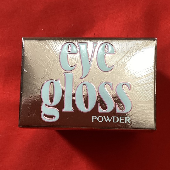 Jeffree Star Other - Jeffree Star Eye Gloss Powder - Silver and Red